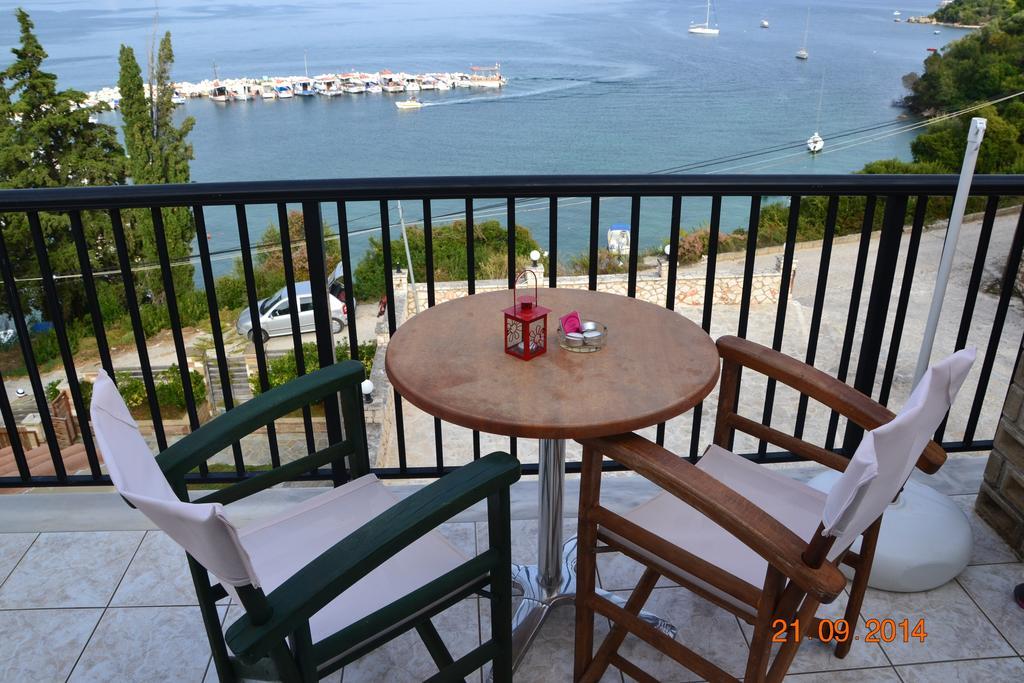 Karmiris Studios And Apartments Keri Dış mekan fotoğraf