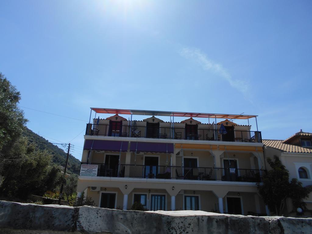 Karmiris Studios And Apartments Keri Dış mekan fotoğraf