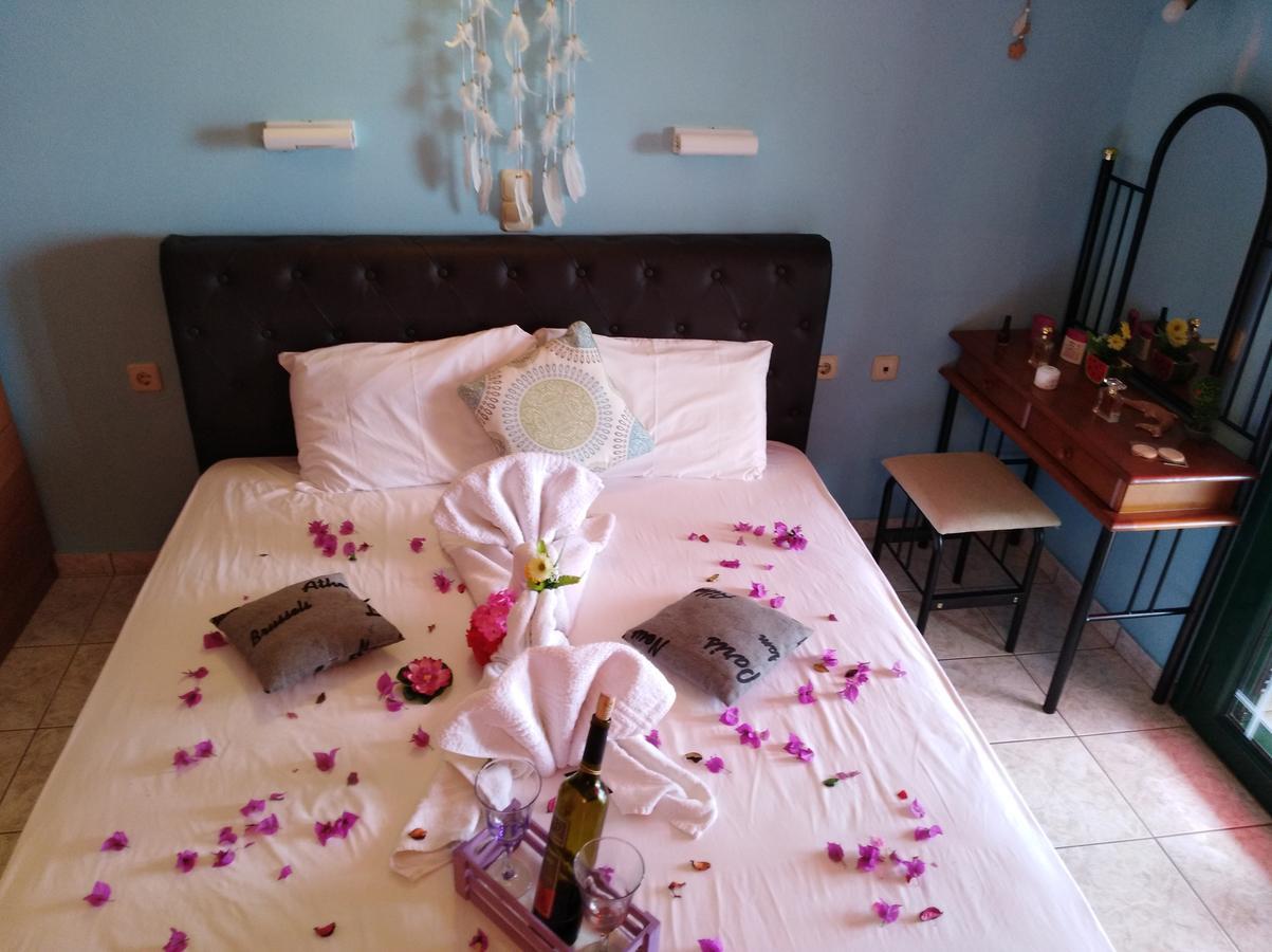Karmiris Studios And Apartments Keri Dış mekan fotoğraf