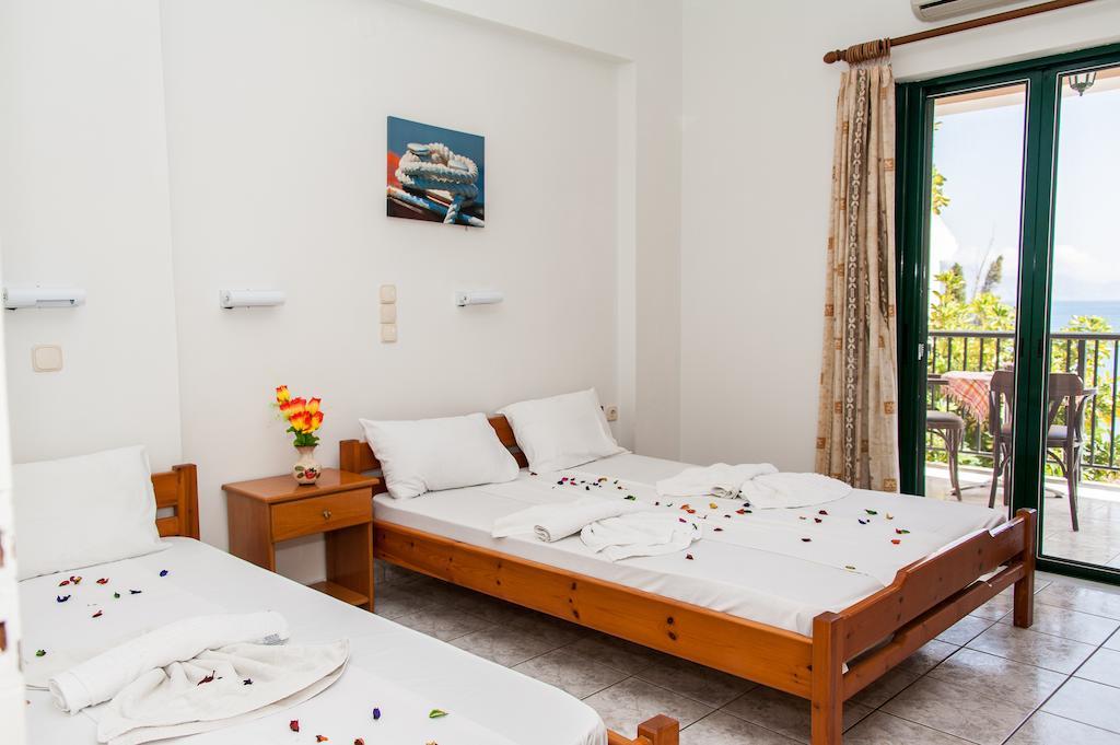 Karmiris Studios And Apartments Keri Oda fotoğraf