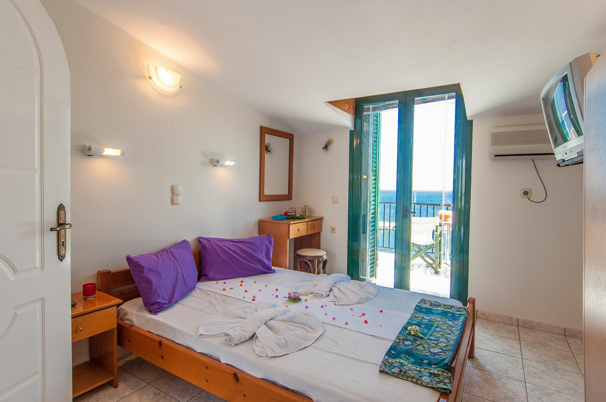 Karmiris Studios And Apartments Keri Dış mekan fotoğraf