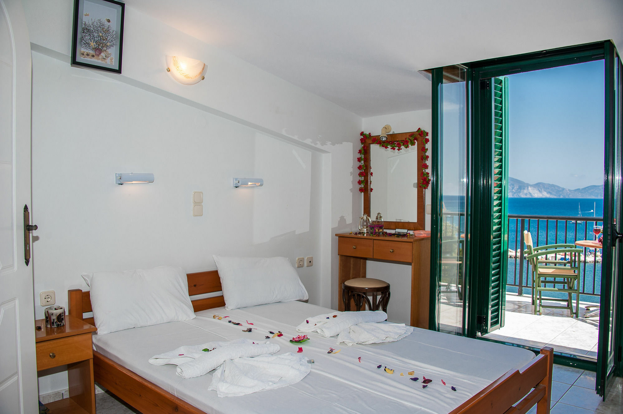 Karmiris Studios And Apartments Keri Dış mekan fotoğraf