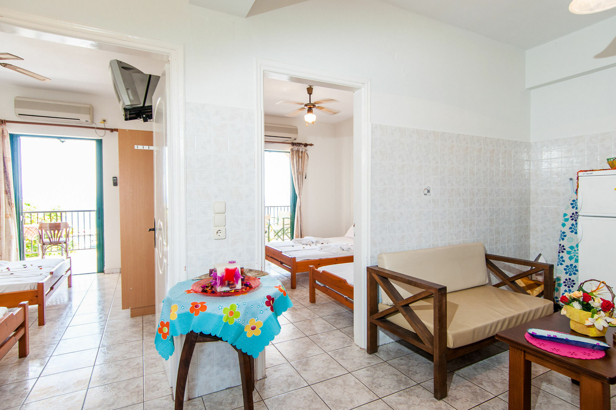 Karmiris Studios And Apartments Keri Dış mekan fotoğraf